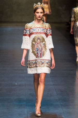 Dolce and Gabbana Fall 2013 RTW collection75.JPG